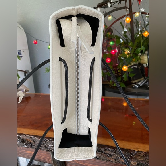 Balenciaga Tote Bag With Certificate of Authenticity Included - Picture 7 of 12